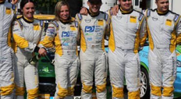 Tannert celebrates the “mid-term championship“