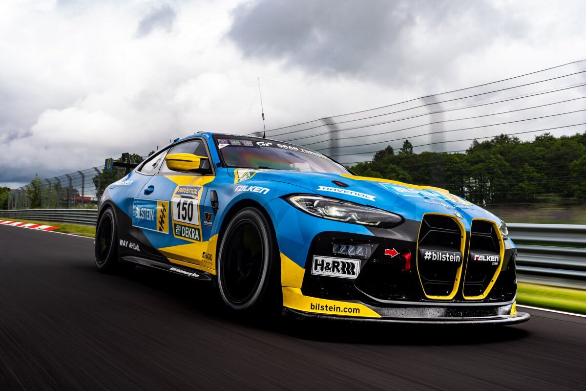 BMW M4 von Bilstein auf der Rennstrecke BMW M4 von Bilstein auf der Rennstrecke