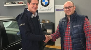 Performance Werkstatt 2.0 Automotive entscheidet sich für RAVENOL