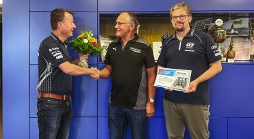 50 Jahre Treue zur Marke RAVENOL