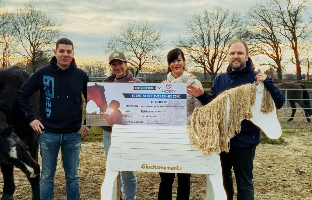 v.l. Jean-Pierre Zimmer, Lisa Krüger, Andrea Meyer und Dimitri Barichnowski v.l. Jean-Pierre Zimmer, Lisa Krüger, Andrea Meyer und Dimitri Barichnowski